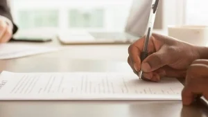 employment contract UAE